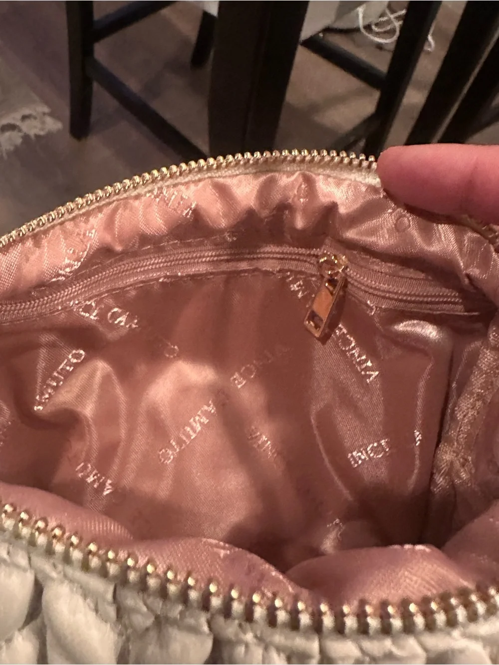 Vince Camuto Cream Quilted Woven Cosmetic Makeup Bag Gold Zip Luxe Travel Pouch